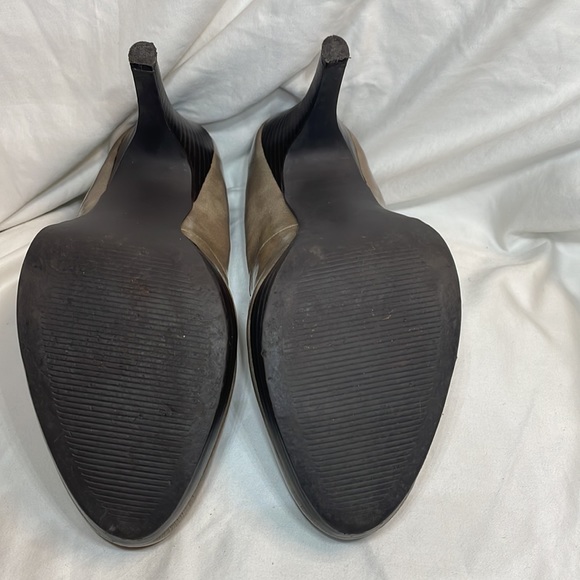 Alfani l ‘Maddy’ Round Toe Pumps Size 8M - Picture 7 of 8